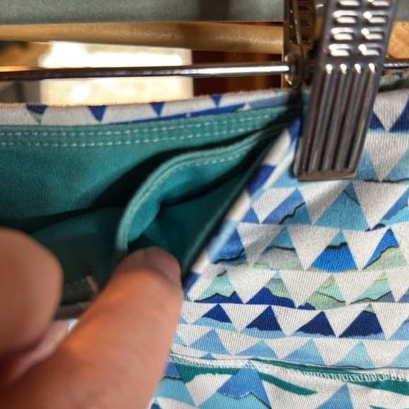 Prana Leggings Womens Blue White Transform Capri Tropical Size Small - Picture 7 of 8